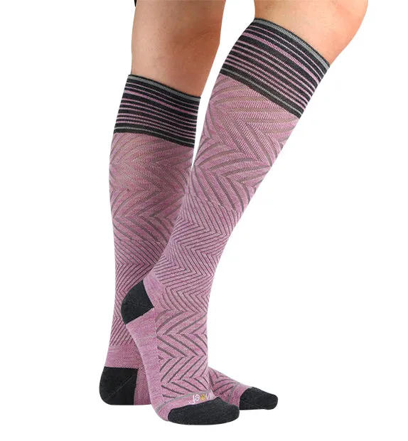 76% Rich Merino Wool Everyday Compression Socks (15-20mmHg) - Zig-Zag