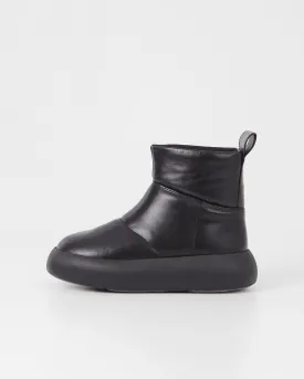 Aylin Boot in Black