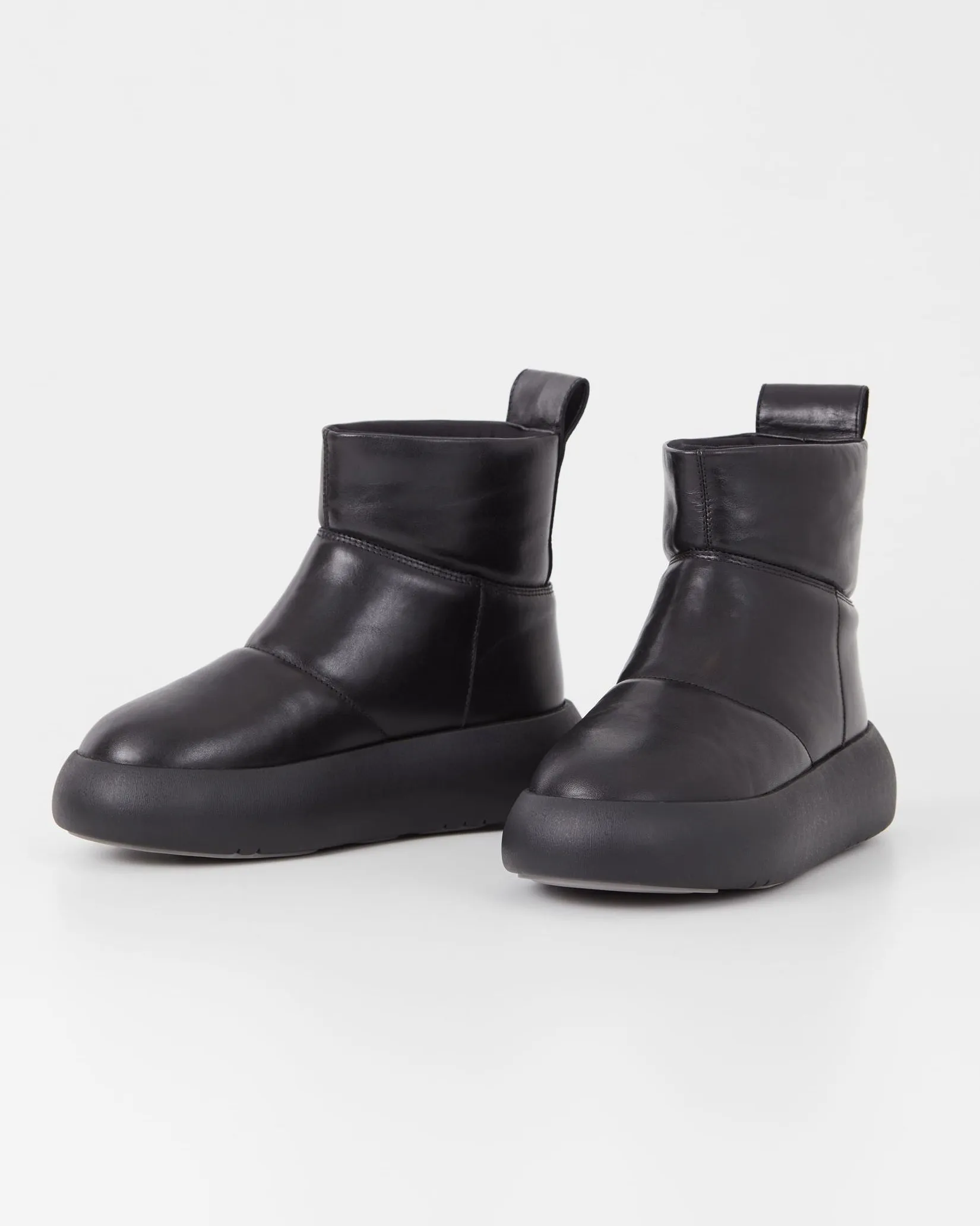 Aylin Boot in Black