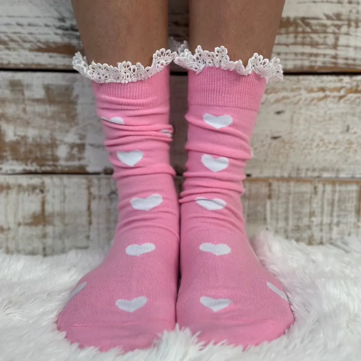 HEARTS DELIGHT  lace top heart ankle sock - pink