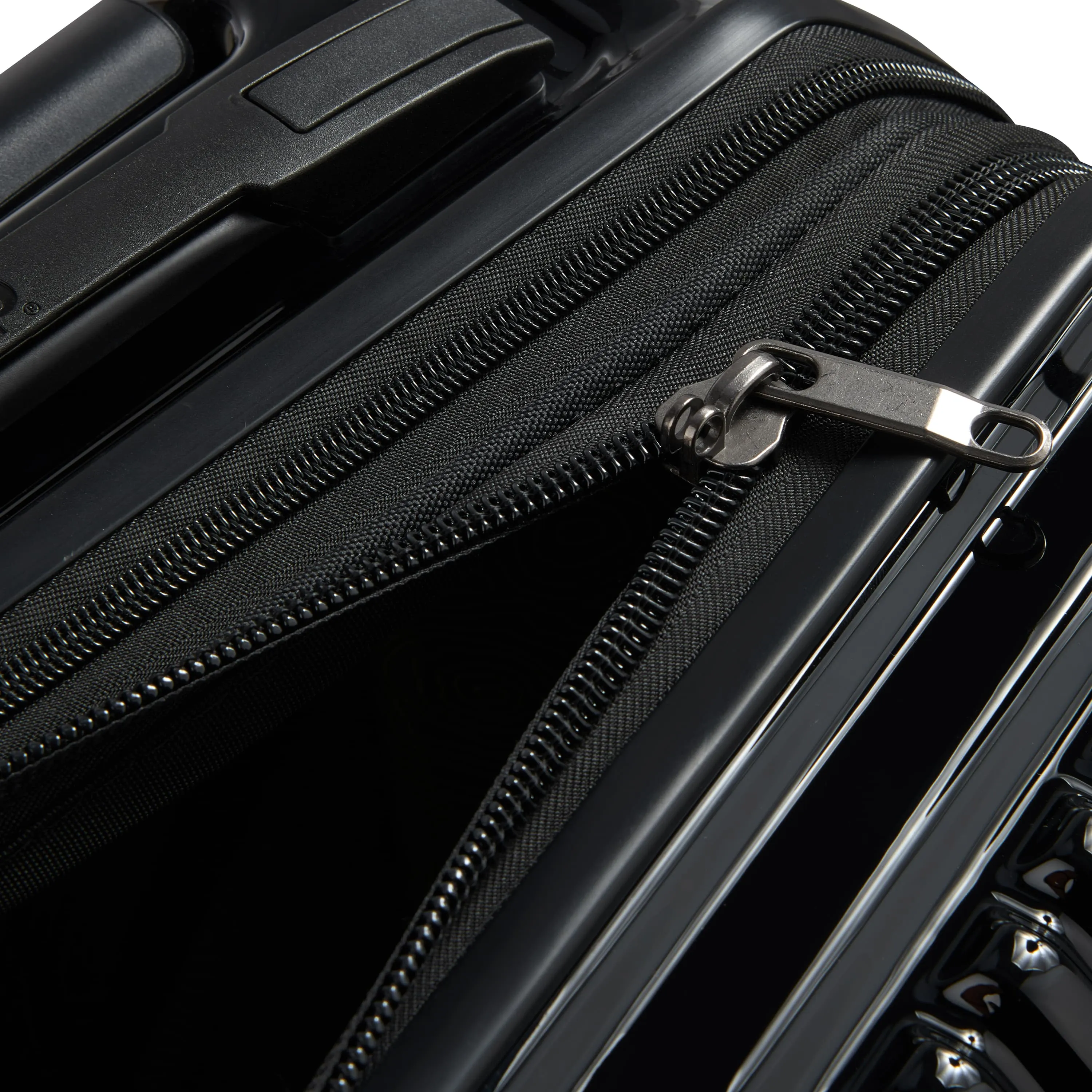 JH003B - Expandable Carry-On