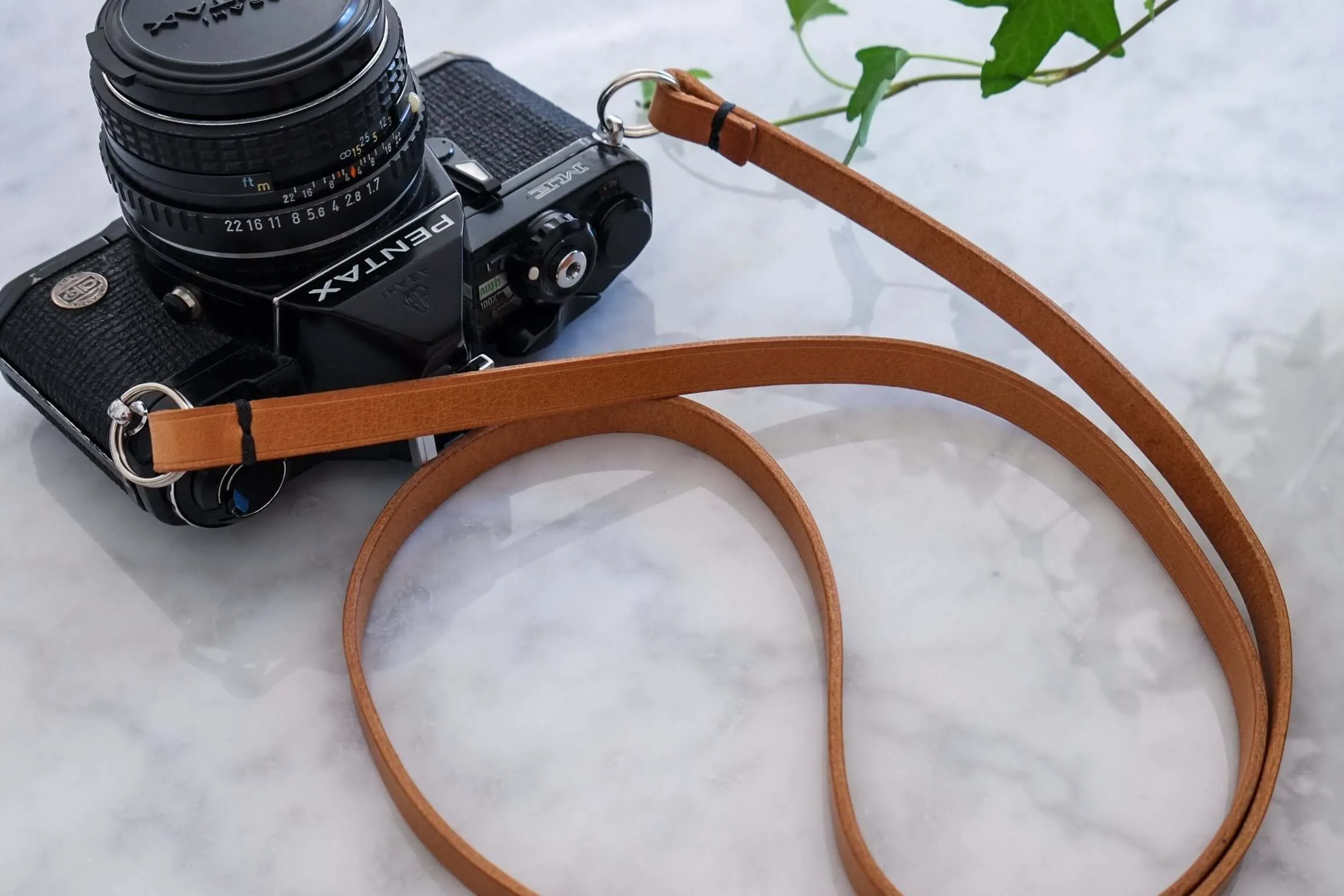 'LIAN' CAMERA STRAP