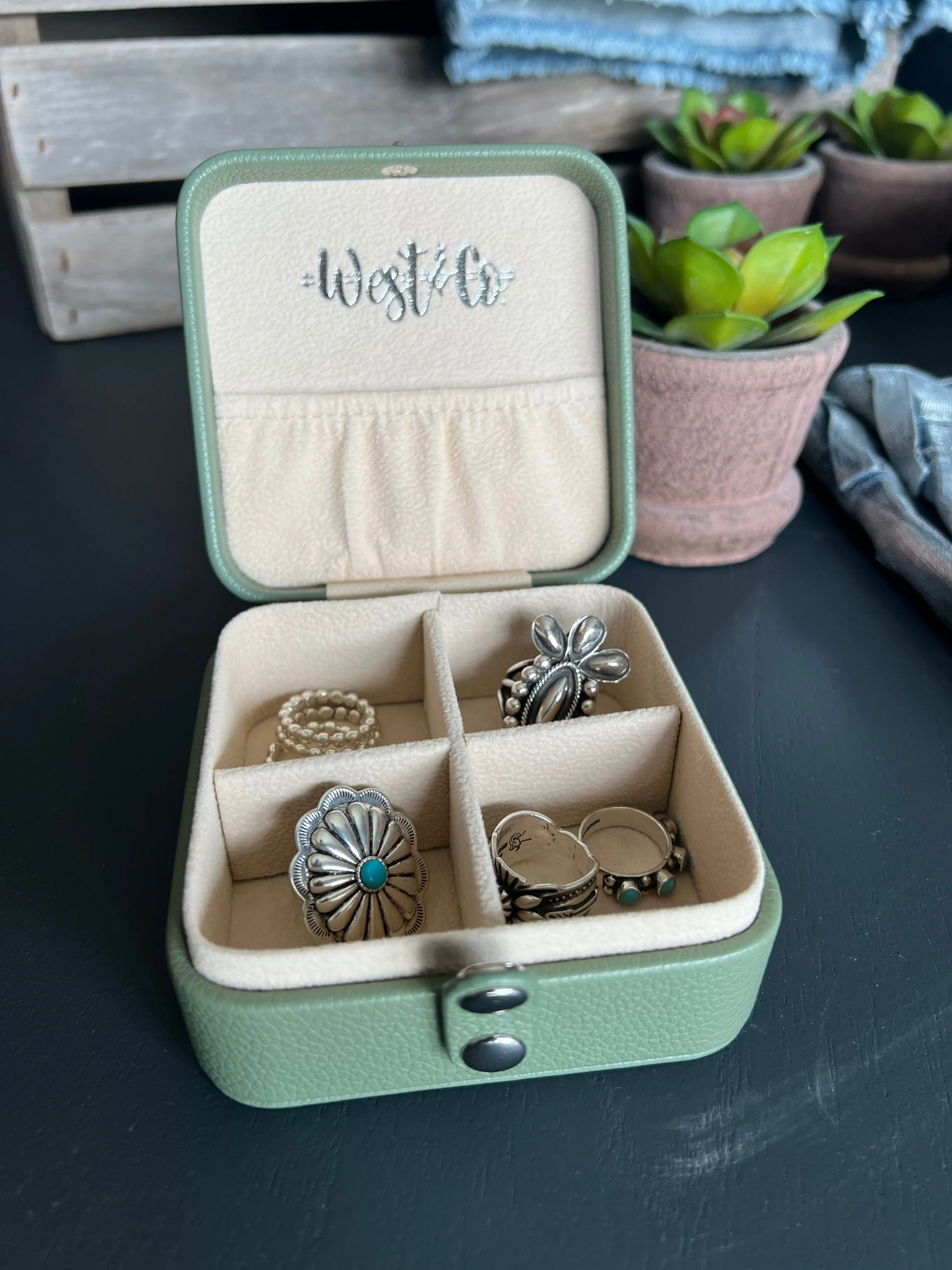 Southwest Travel Jewelry Box {small}