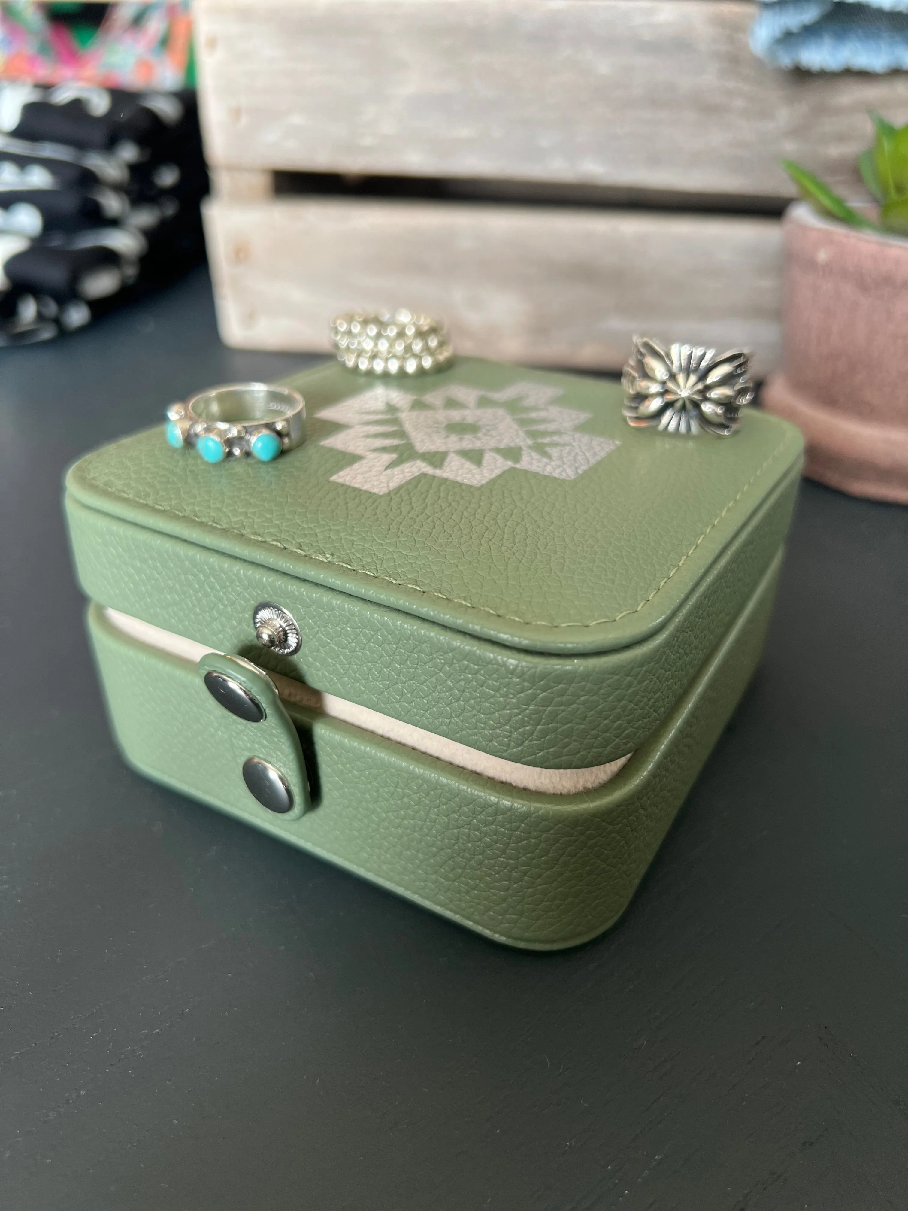 Southwest Travel Jewelry Box {small}