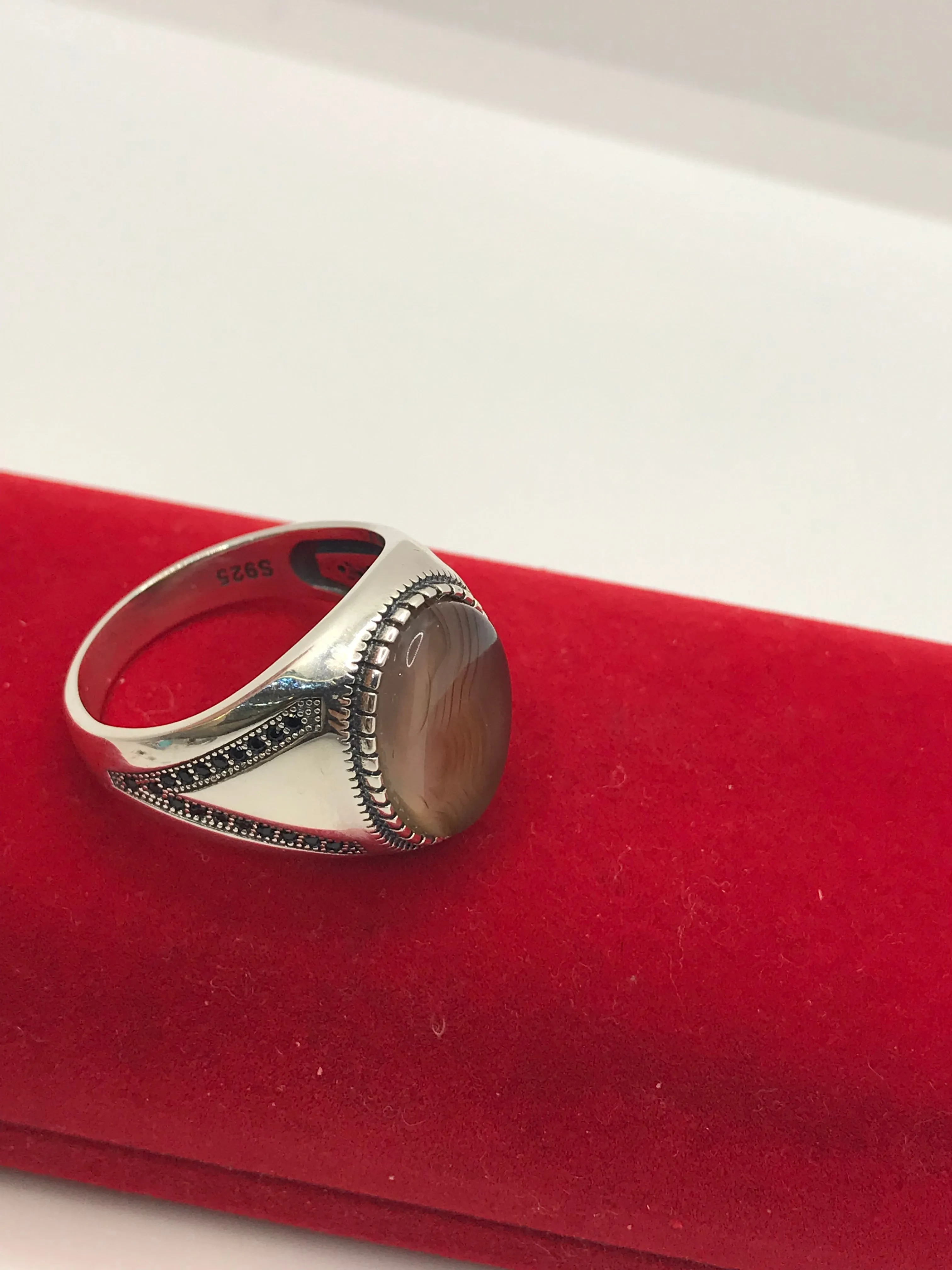 Sterling silver cat eye ring